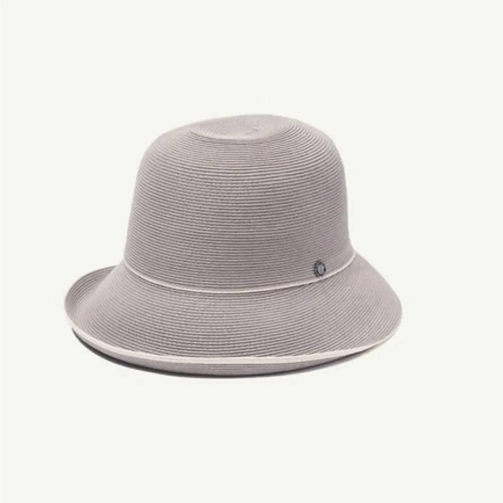 NEW WITH TAGS PINEAPPLE‎ AND STAR THE MAURES HAT IN MIDNIGHT GRAY